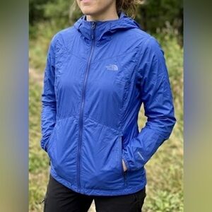 North face windbreaker zip up rain jacket